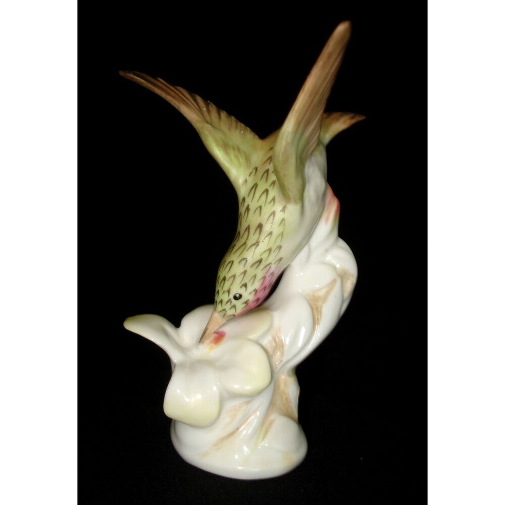 VTG Crown Staffordshire Hummingbird Porcelain Figurine #T267 Signed J Bromley